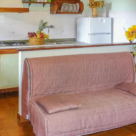 Holiday home Cav D'italia E Falco Pescator