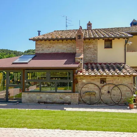 Tatil Evi Cav D'italia E Falco Pescator *