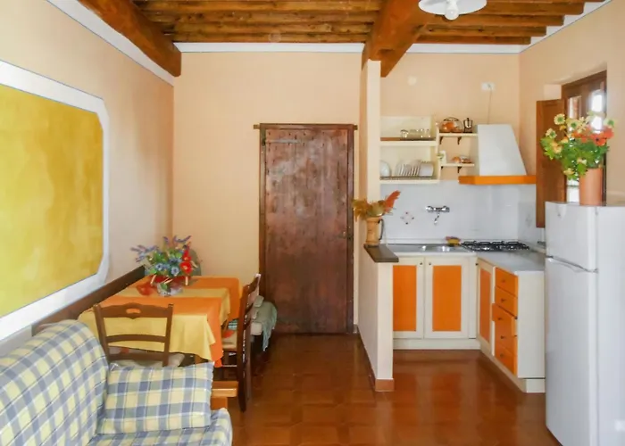 Cav D'italia E Falco Pescator