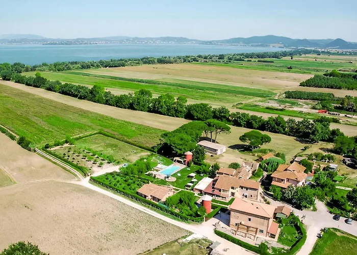 Cav D'italia E Falco Pescator Castiglione del Lago