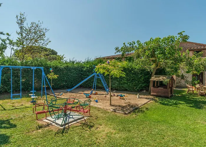 Cav D'italia E Falco Pescator 度假居 *